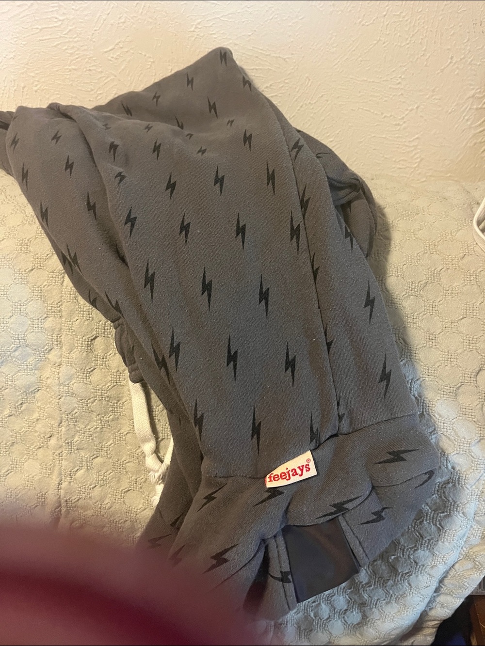 Unisex dark green Feejays. Wear them footed or as sweat pants. Size small.